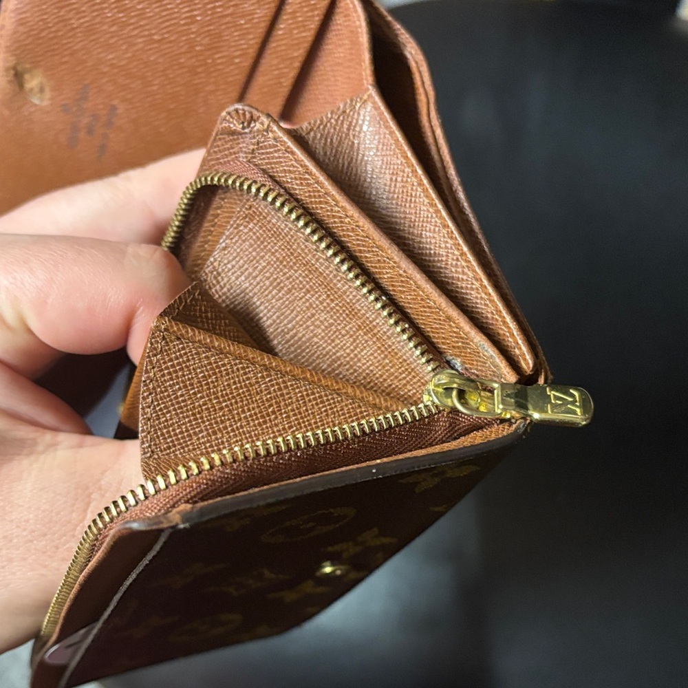 Louis Vuitton Monogram Canvas Brown Wallet - Picture 8 of 15